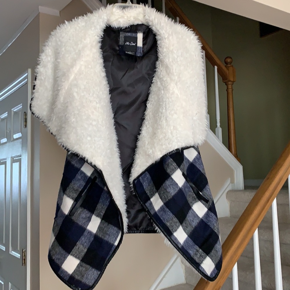 👀Me Jane Sherpa Vest
